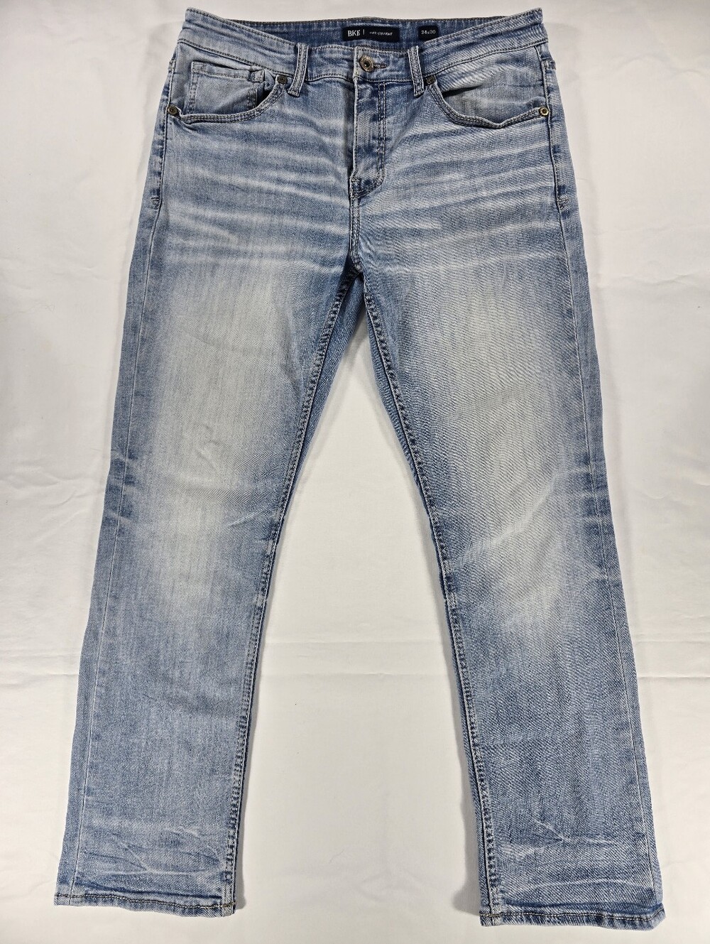 BKE Jeans Jake Straight Leg Light Wash Blue Mens 34x30 Stretch Denim Buckle